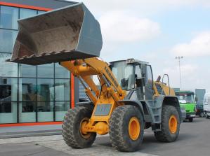 LIEBHERR, L556